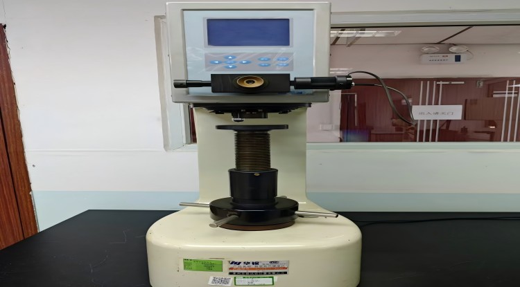 维氏硬度测试方法_HV显微硬度与硬化层评估_薄板镀层硬度检测